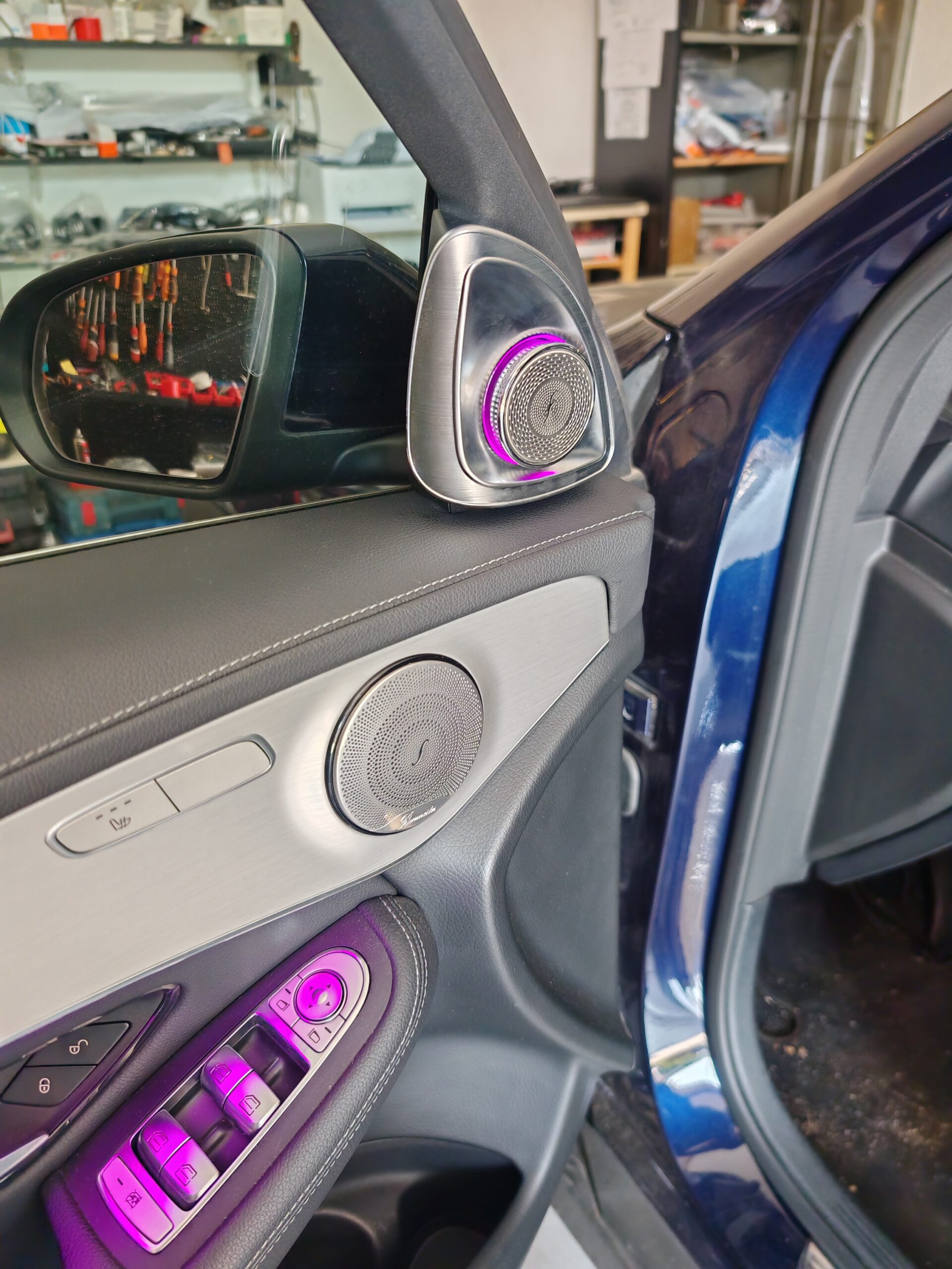 lumini ambientale ambient benzi led lumini interior Mercedes benz c class glc w205 x253