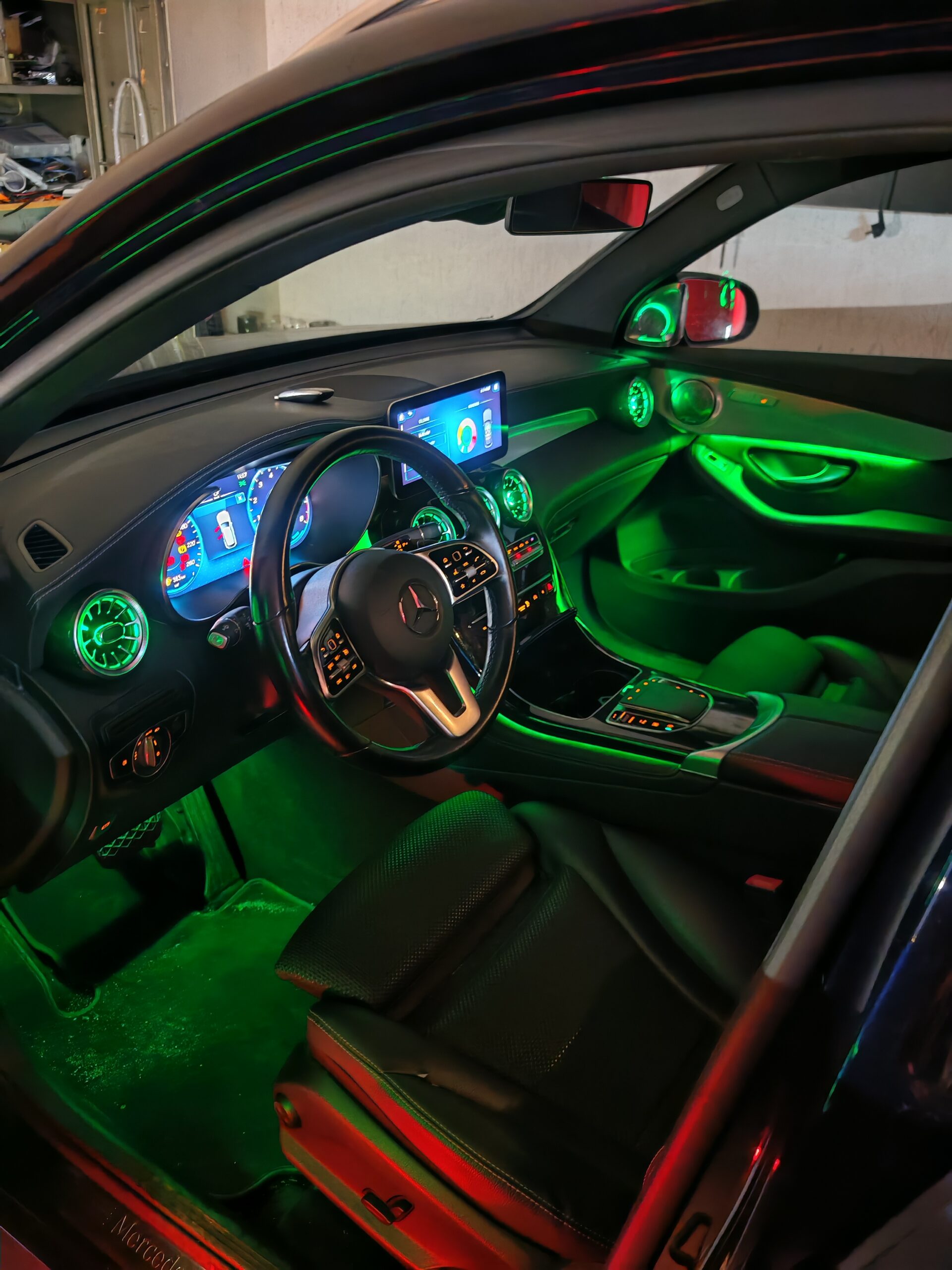 lumini ambientale ambient benzi led lumini interior Mercedes benz c class glc w205 x253
